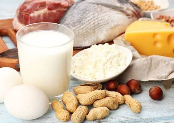 Γαλακτοκομικά προϊόντα, ψάρια, κρέας, ξηροί καρποί και αυγά - η διατροφή της πρωτεϊνικής δίαιτας
